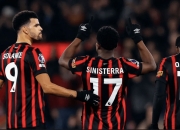 爱游戏在线-利物浦客场战平纽卡斯尔，继续领跑积分榜