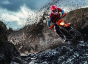 爱游戏体育官网-范弗利特孤星闪耀洛杉矶，残阵奇才如何撼动湖人霸权？