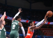 爱游戏网页版-鹈鹕险胜雄鹿，保罗扛起全队