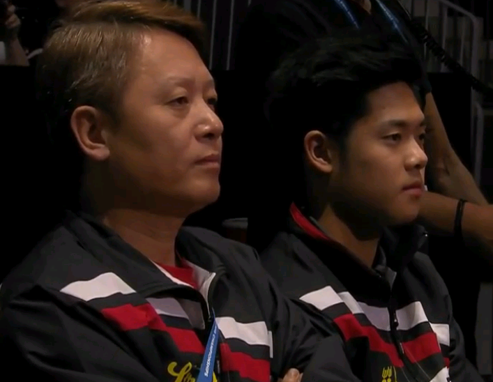 日本队碾压奥地利队，马龙关键制胜