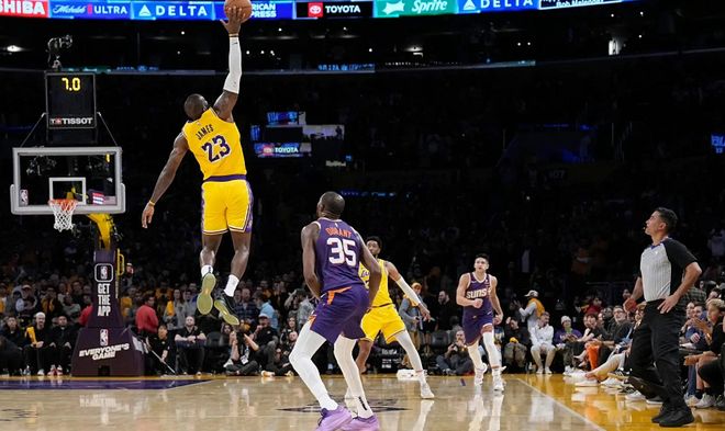 掘金完胜江苏队,福克斯关键制胜 掘金完胜江苏队,福克斯关键制胜