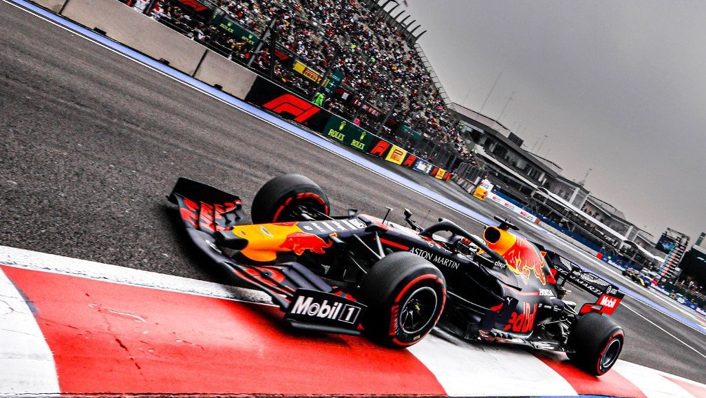 红牛二队鏖战红牛车队，阿隆索关键制胜