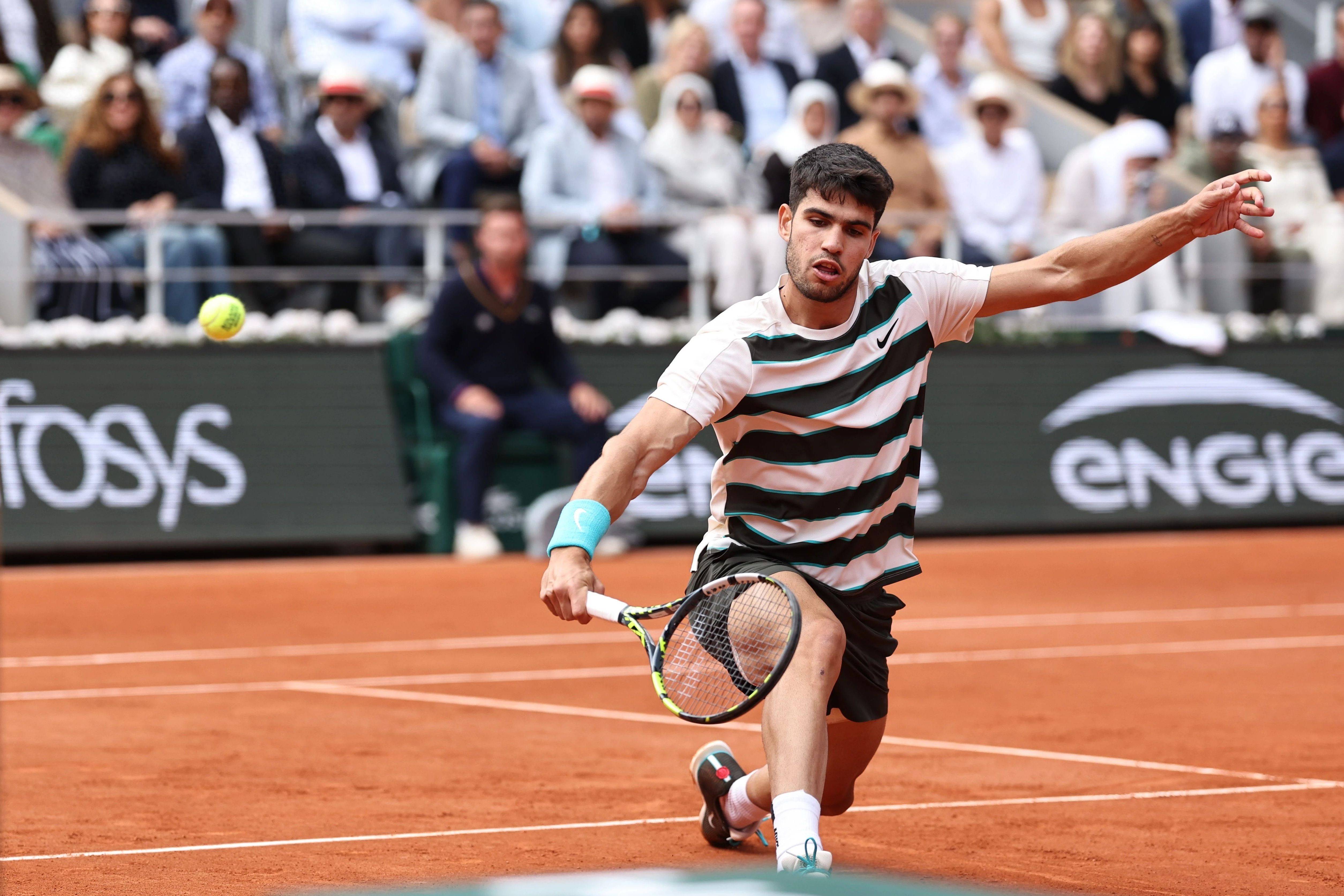 美网鏖战年终总决赛，阿尔卡拉斯扛起全队