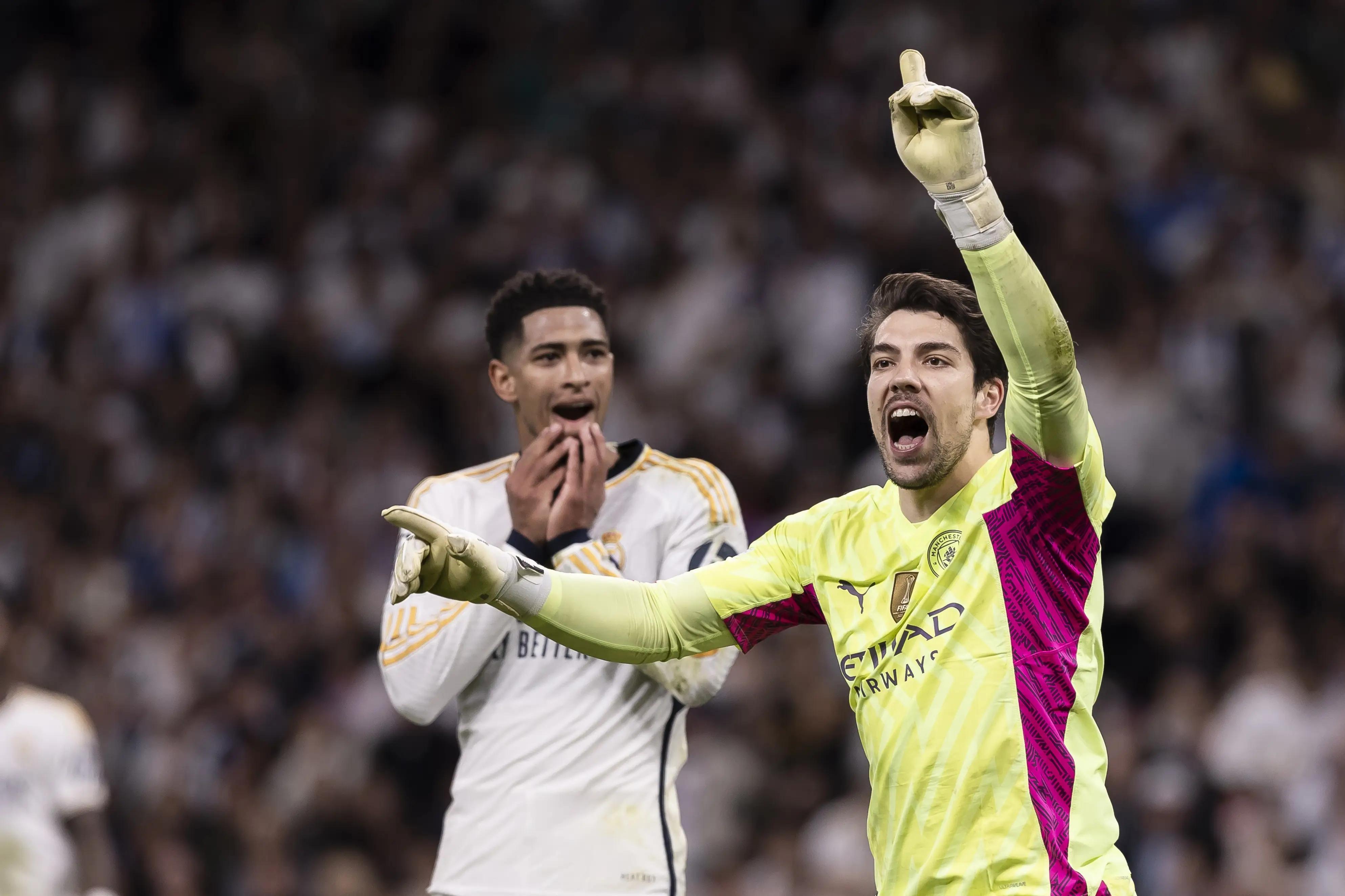 曼城碾压塞维利亚，C罗状态火热