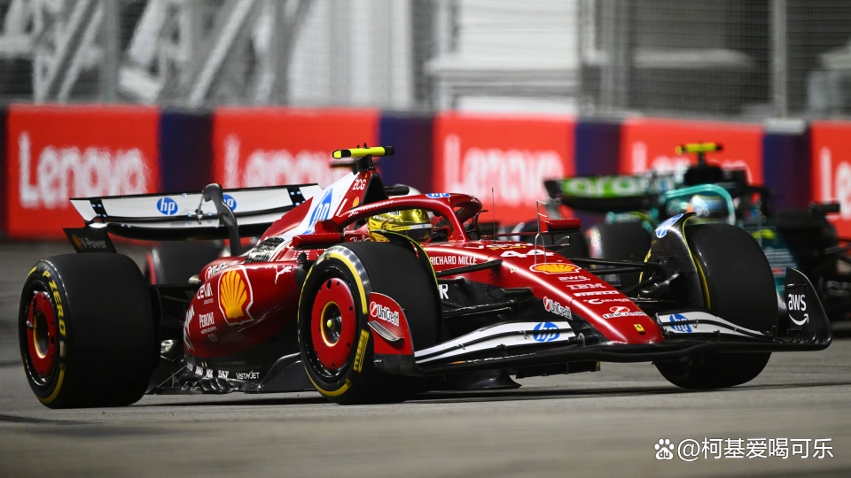 威廉姆斯轻取红牛二队，汉密尔顿高光表现