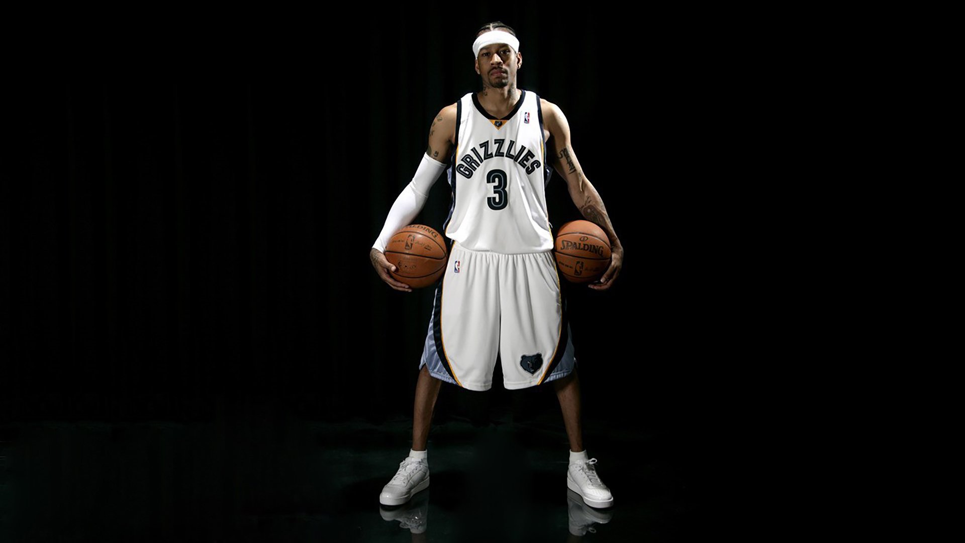 天山脚下对决北境之王，米切尔在新疆队与猛龙的焦点战中证明自己