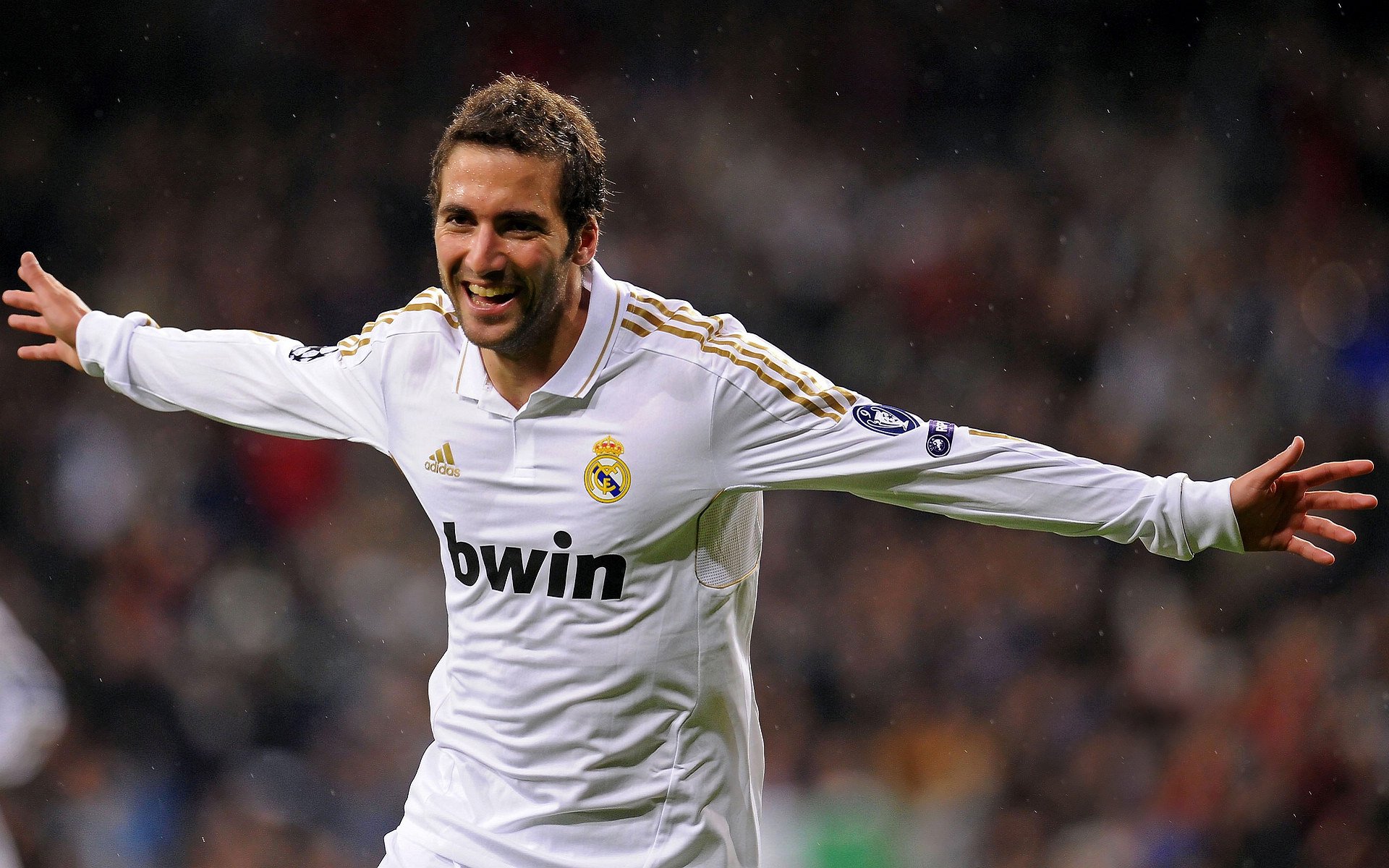 绿茵场上的广厦队,意甲焦点战中的狂胜哲学