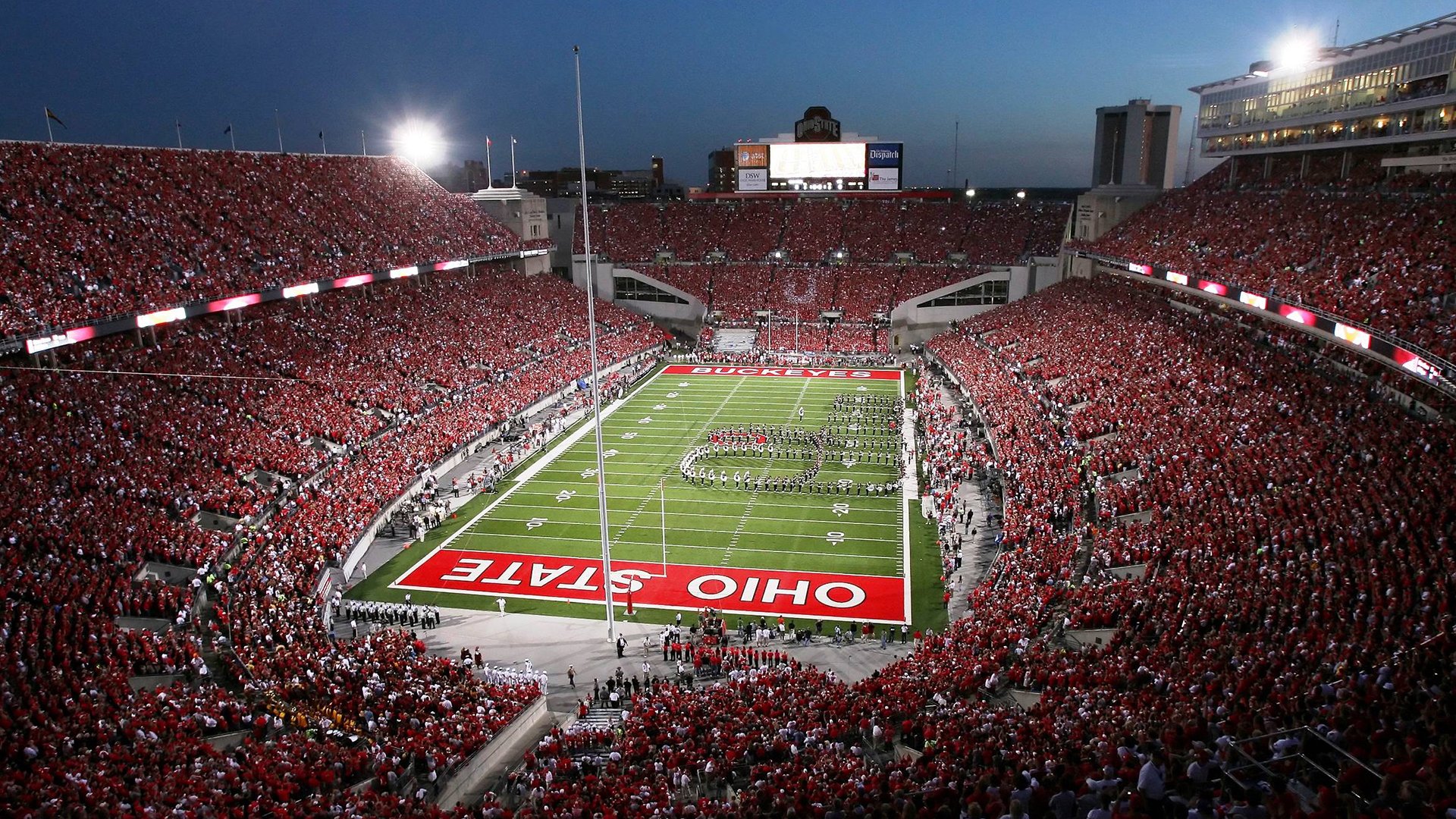 欧冠淘汰赛焦点战，哥伦比亚血拼皇家社会